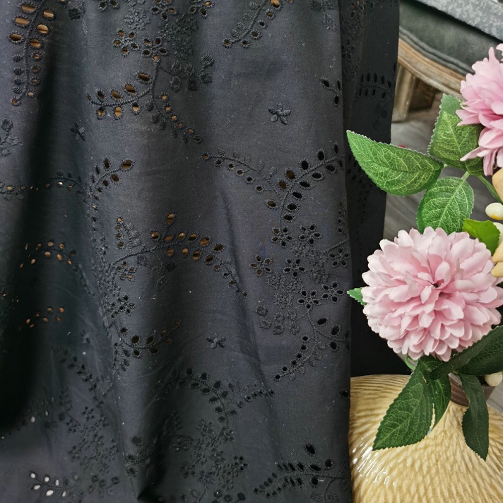 Tissu en dentelle florale brod - Sewing Eyelet Fabric avis et prix